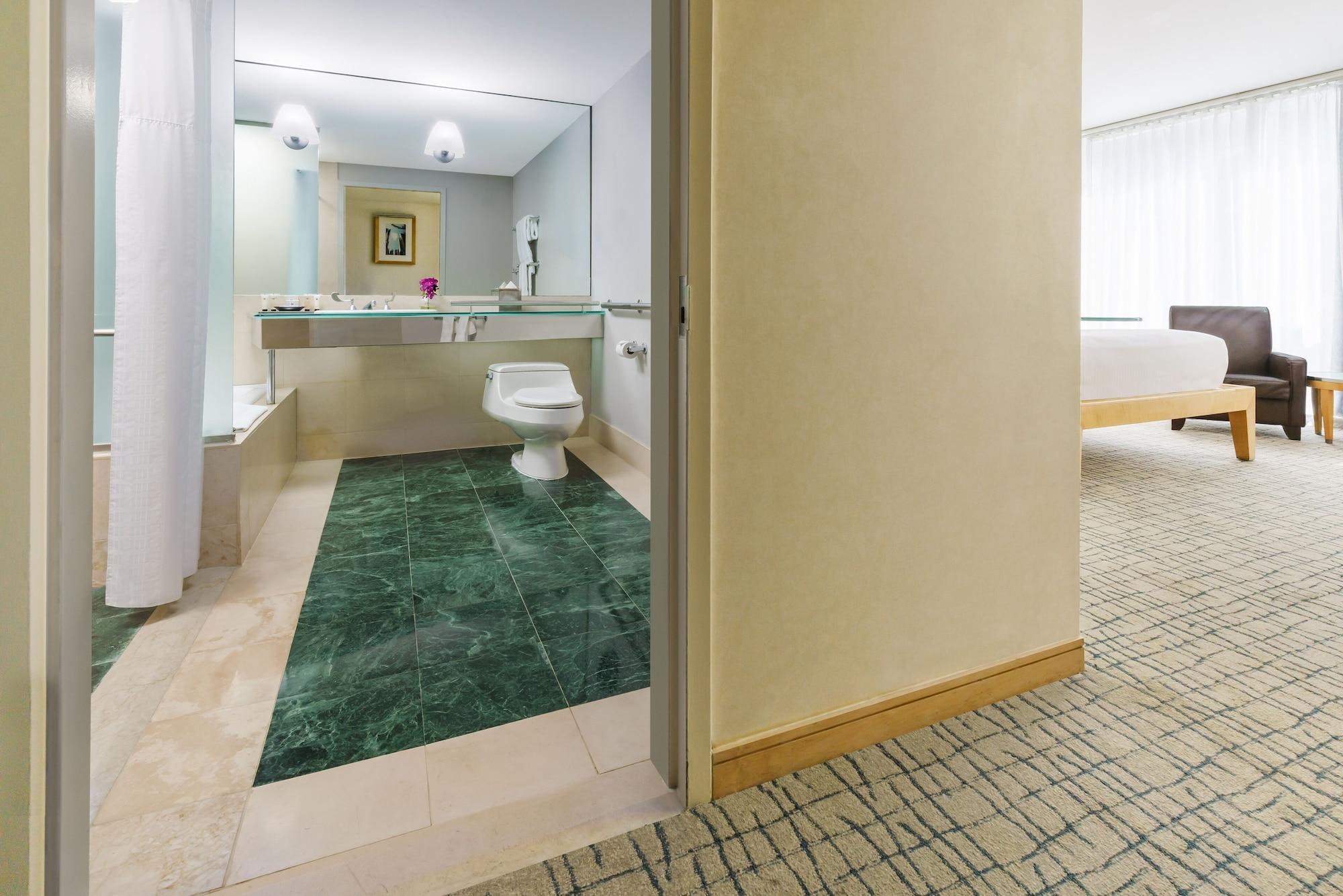 Hotel Millennium Premier New York Times Square Esterno foto